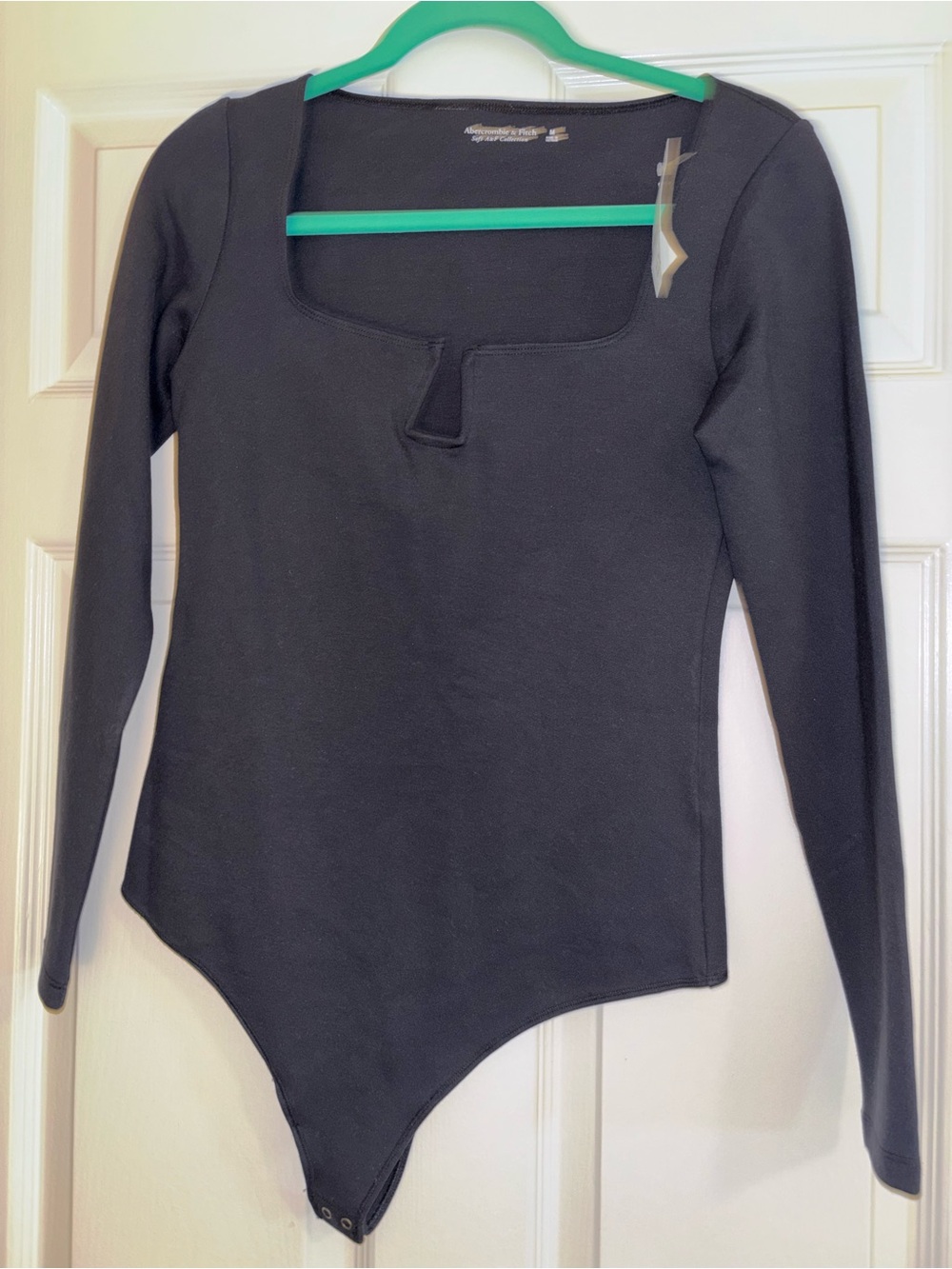 Abercrombie & Fitch Black Long-Sleeve Square Neck Bodysuit